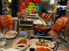 -威记烧嘢·南宁烧烤·超级生牛(绿地店)