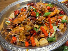 干锅鸡翅虾-先启半步颠小酒馆(嘉定万达店)