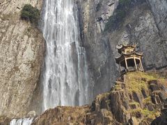 -刘伯温故里景区百丈漈