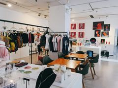 大堂-今日艺术汇书店