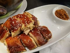 -蝴蝶里·粤菜·点心(滨江龙湖店)