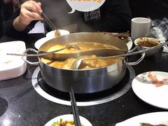 鸳鸯锅-蒙肥羊·酸汤潮牛·鲜牛肉火锅烤肉自助(岗顶店)