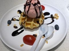 -汤姆家的牛排意面披萨(新城市广场店)