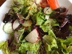 -Chom Cafe and Restaurant