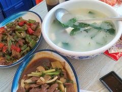 -红月湾海鲜饭店•沙滩海景(双月湾店)