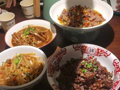 -山涧肴·湘味家肴(松岗满纷天地店)
