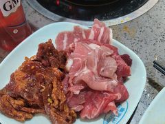 -金滏山烤肉·海鲜·火锅自助餐厅(襄阳万达店)