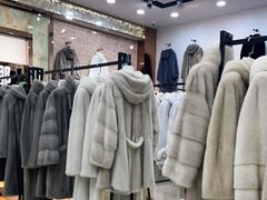 -肃宁华斯国际裘皮城