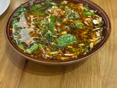 -黔哆哆地摊酸汤火锅(清湖店)