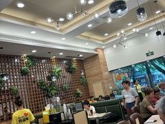 -佰搭果·广式茶餐厅(西华路店)