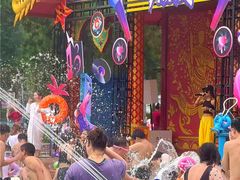 -欢乐水魔方水世界