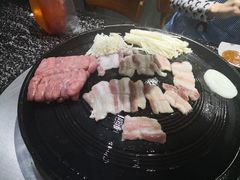 烤猪五花肉-海花锅盖烧烤店(怡馨家园店)