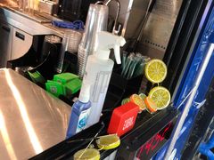 -小柠快跑·手打柠檬茶(万松园店)