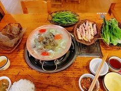 -阿婆情腊排骨火锅(忠义店)