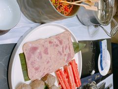 -红鼎豆捞·非遗鲍皇汤火锅(宝丰路店)