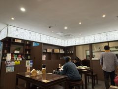 -蟹上黄·蟹黄面·江南糖水(人民广场店)