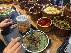 -云阿蛮云南生烫牛肉米线(奉贤路店)