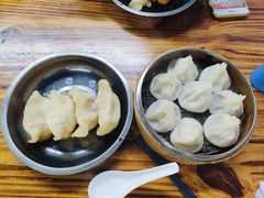 -锅贴大王南翔小笼(临沂二村店)