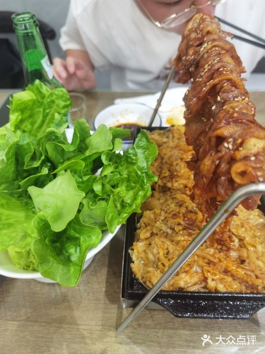 东北饺子王(东莱路店)小院吊烧肉图片