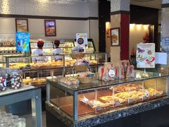 面包甜点陈列柜-味多美(江安路店)