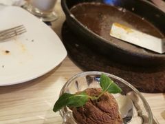 -必胜客(威高广场店)
