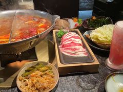 -湊湊火锅·茶憩(新中关购物中心店)