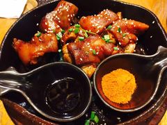 -云海肴·汽锅鸡·云南菜(天山百盛优客店)