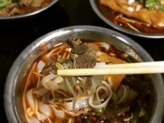 红油牛肉粉-薛记襄阳香辣牛肉面(平安路店)