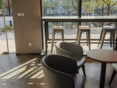-瑞幸咖啡(怡富广场店)