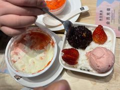 草莓提拉米苏芝士雪-满记甜品(巴黎春天宝山店)