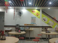 大堂-银记肠粉店(市二宫店)