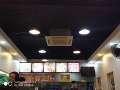 -兄弟深夜豆浆