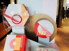 -星巴克臻选(莘庄仲盛店)