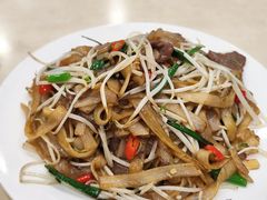 干炒牛河-玲又珑美食(盘福路店)