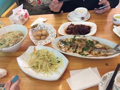 -乌镇那一年小院主题餐厅(甘泉西路店)