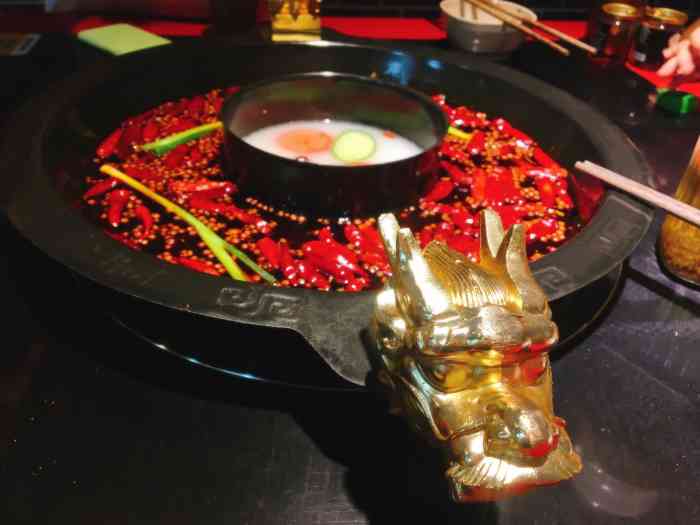 鼎龙老火锅(凤四恒大帝景店)