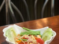 -Dang restaurant (patong phuket)