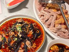 -尚尚仙·酸汤猪手·猪肚鸡火锅(华联万柳购物中心店)