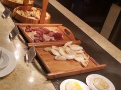 -天明山温泉大酒店