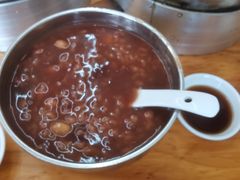 -罗卜李包子羊肉汤