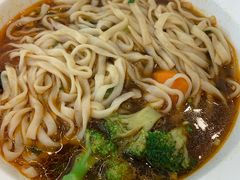 -康师傅私房牛肉面(马泉营奥莱店)