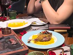 -YUE·6·西式融合餐厅(外滩六号店)
