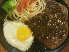 -皇品世家牛排(七一路店)