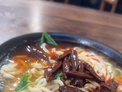 -皖北正宗牛肉板面(重庆路店)