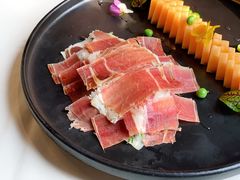 生吃火腿配蜜瓜-泓0871臻选云南菜·味庄