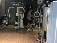 器械区-LikingFit24小时健身•普拉提(张江店)