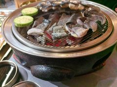 -围炉肉舍•炭烤活鳗•丹东海鲜烤肉(步行街店)