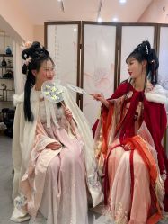 -一揽芳华汉服旗袍体验馆(拙政园店)