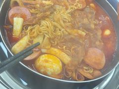 -三清洞摩西韩式年糕火锅(威高广场店)