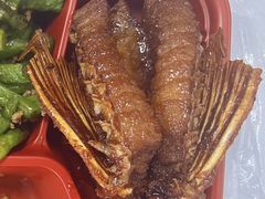 -梅记大块头爆鱼店(乍浦路店)